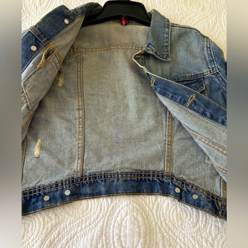 H&M Divide Jean jacket. . small size 100%cotton - Picture 8 of 13
